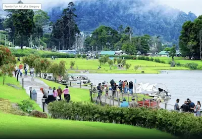 Gregory Lake in Nuwara Eliya travel guide